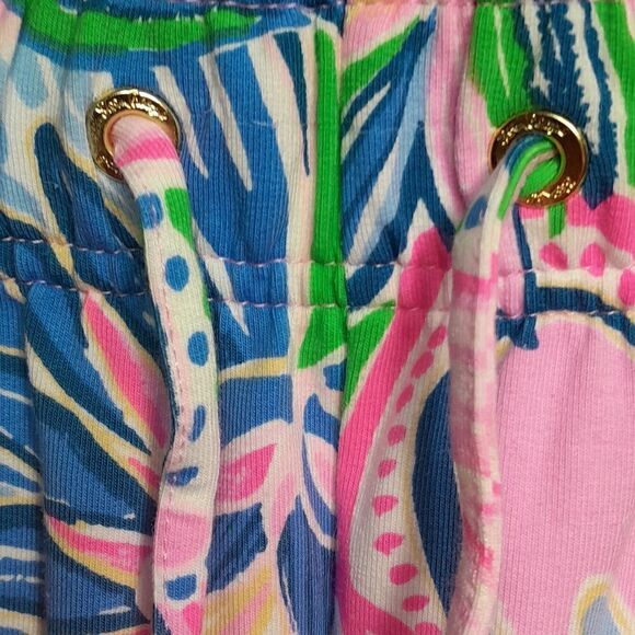 Lilly Pulitzer Drawstring Pants...Size S...New. - Picture 2 of 7